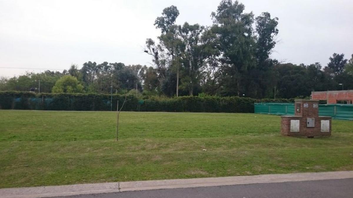 Grundstück in Moreno, Argentina, Nr. 45511