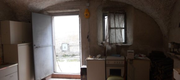 4 rooms Apartment in Capistrello, Italy No. 224509 10