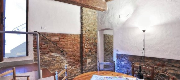 2 bedrooms Apartment in Castagneto Carducci, Italy No. 82172 4