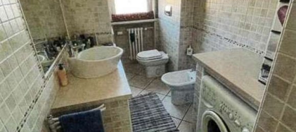 3-Zimmer Wohnung in Novara, Italy, Nr. 16070 5