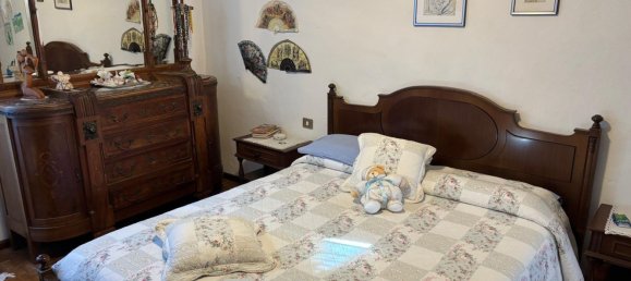 4-salle Appartement à Bisuschio, Italy No. 141221 10