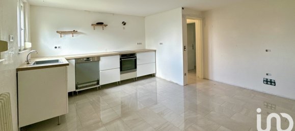 Casa de 4 dormitorios en Talange, France No. 266130 10