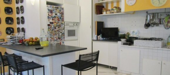 4 bedrooms Villa in Carrara, Italy No. 63385 18