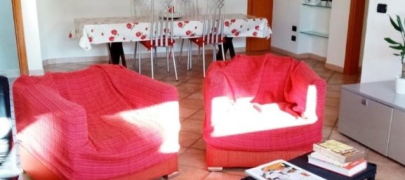 4 bedrooms Villa in Carrara, Italy No. 63385 34