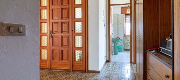 5 bedrooms Apartment in Ivrea, Italy No. 339625 29