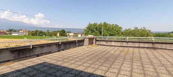 5 bedrooms Apartment in Ivrea, Italy No. 339625 18