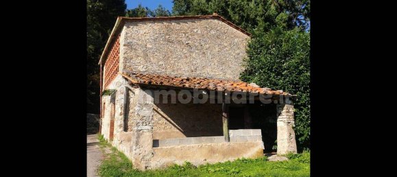Casa de 3 dormitorios en Pescaglia, Italy No. 147190 2