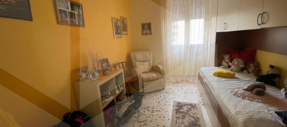3 rooms Apartment in Bitonto, Italy No. 17756 4