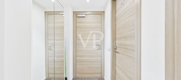 5 bedrooms Apartment in Milan, Italy No. 357918 43