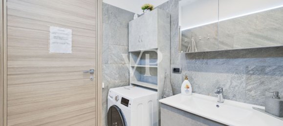 5 bedrooms Apartment in Milan, Italy No. 357918 46