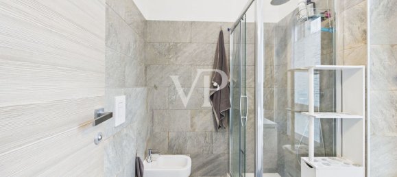 5 bedrooms Apartment in Milan, Italy No. 357918 37