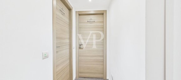 5 bedrooms Apartment in Milan, Italy No. 357918 48