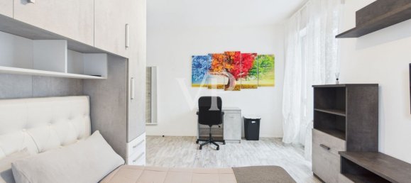 5 bedrooms Apartment in Milan, Italy No. 357918 3