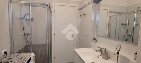 5 bedrooms Villa in Verona, Italy No. 107622 13