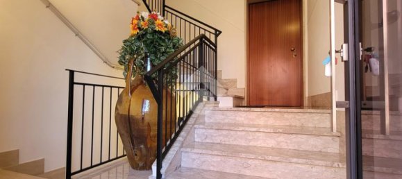 5 bedrooms Villa in Verona, Italy No. 107622 5