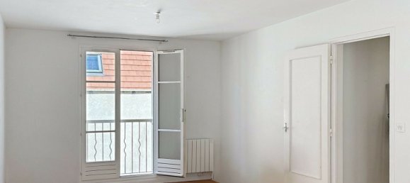 2 bedrooms Apartment in Montargis, France No. 302685 11