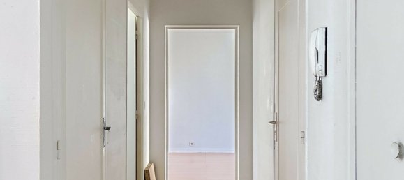 2 bedrooms Apartment in Montargis, France No. 302685 9