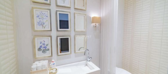 2 bedrooms Apartment in Sliema, Malta No. 9633 24
