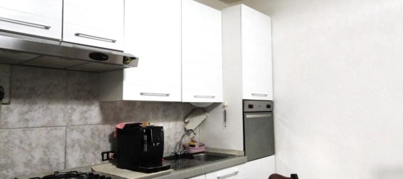 3 rooms Apartment in Soiano del Lago, Italy No. 122037 3