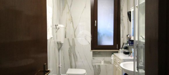 3 rooms Apartment in Soiano del Lago, Italy No. 122037 6