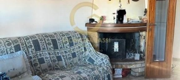 3 rooms Apartment in Livorno, Italy No. 125587 9