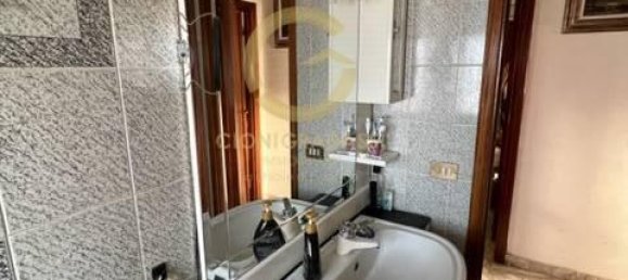 3 rooms Apartment in Livorno, Italy No. 125587 4