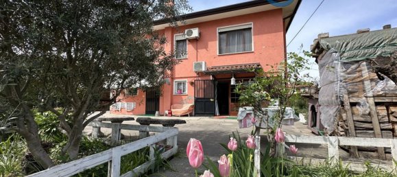 5 rooms House in San Martino di Venezze, Italy No. 126220 4