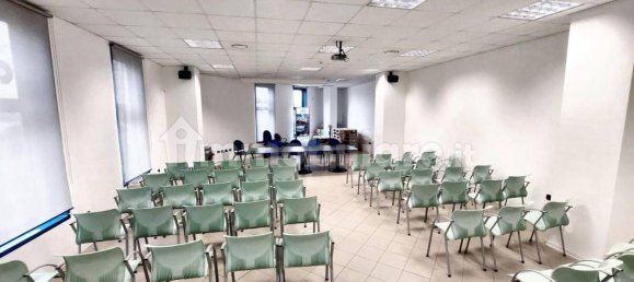 Büro in Piacenza, Italy 1655m², Nr. 319517 7