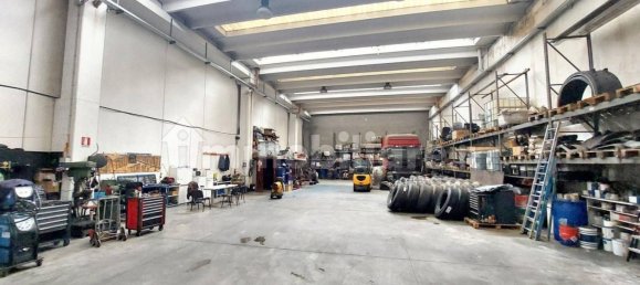 Büro in Piacenza, Italy 1655m², Nr. 319517 6