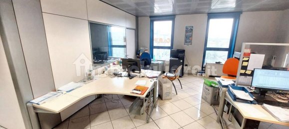 Büro in Piacenza, Italy 1655m², Nr. 319517 2