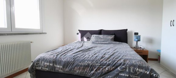 2 rooms Apartment in Udine, Italy No. 176064 8