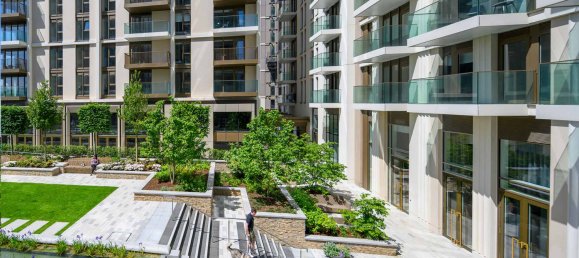 Estudio en White City, United Kingdom No. 3349 2