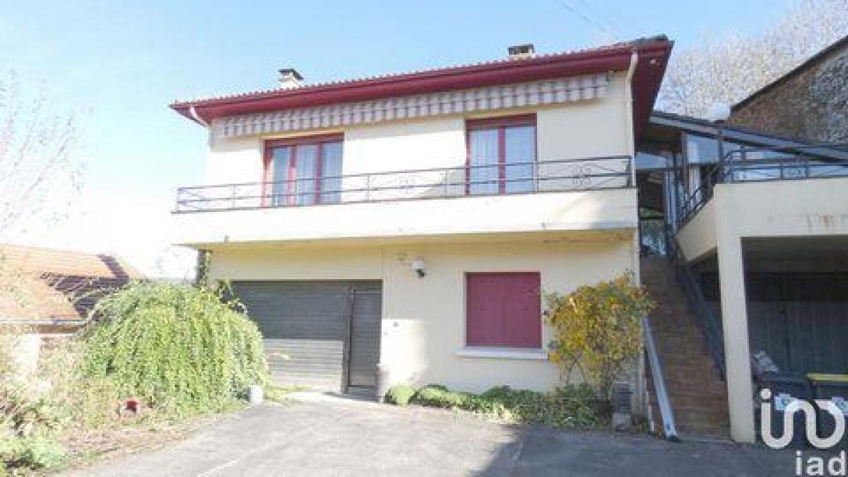 3 bedrooms House in Lourdes, France No. 27867