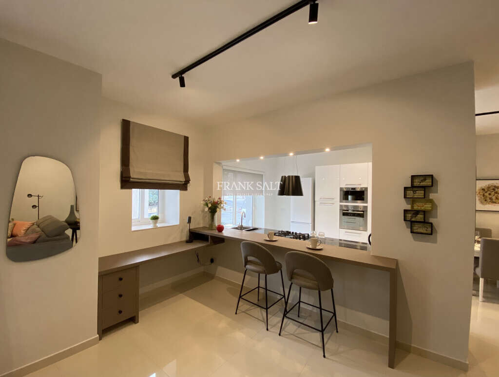 2 bedrooms Apartment in Swieqi, Malta No. 10526