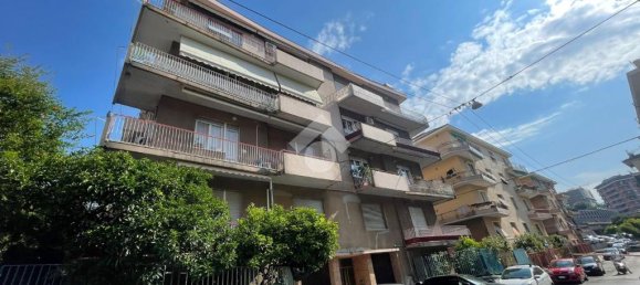 3 Schlafzimmer Wohnung in Genoa, Italy, Nr. 329446 6