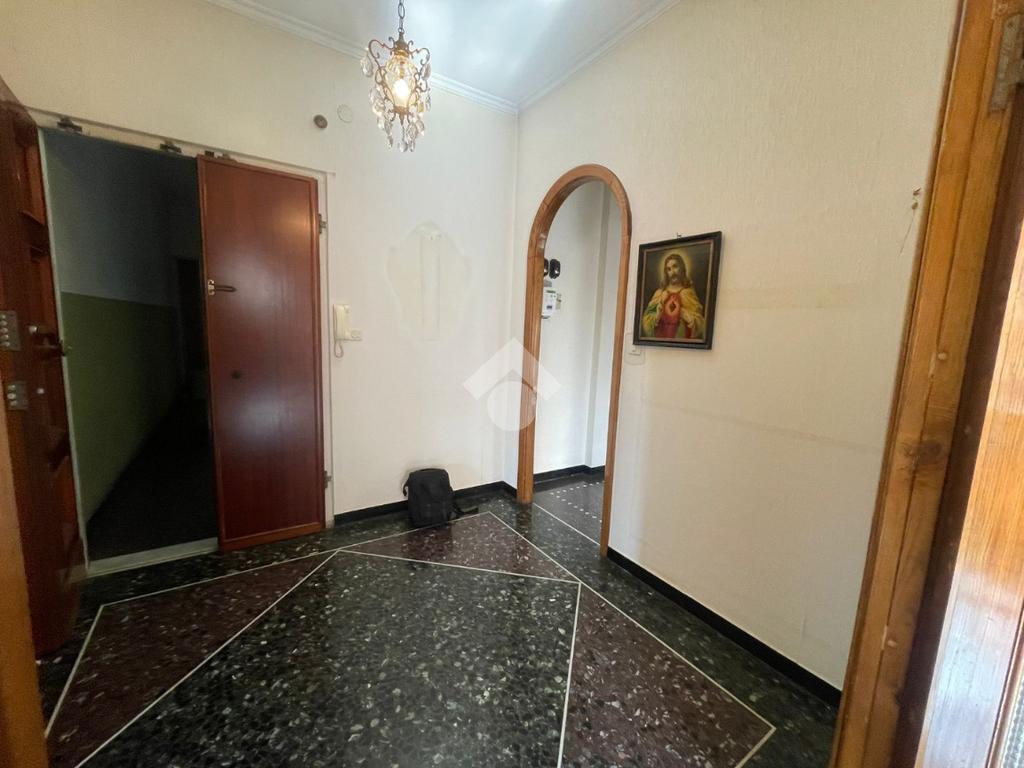 3 Schlafzimmer Wohnung in Genoa, Italy, Nr. 329446