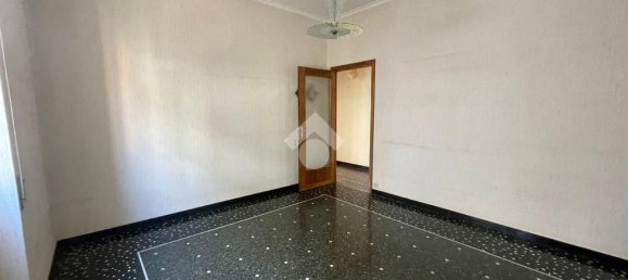 3 Schlafzimmer Wohnung in Genoa, Italy, Nr. 329446 15