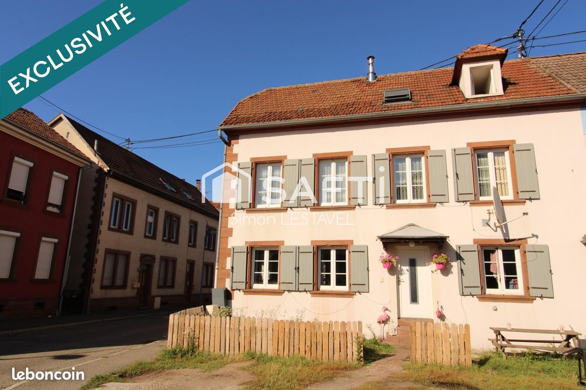 5 chambres Maison à Ingwiller, France No. 61089