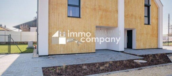 4 rooms Townhouse in Drosing, Austria No. 159313 6