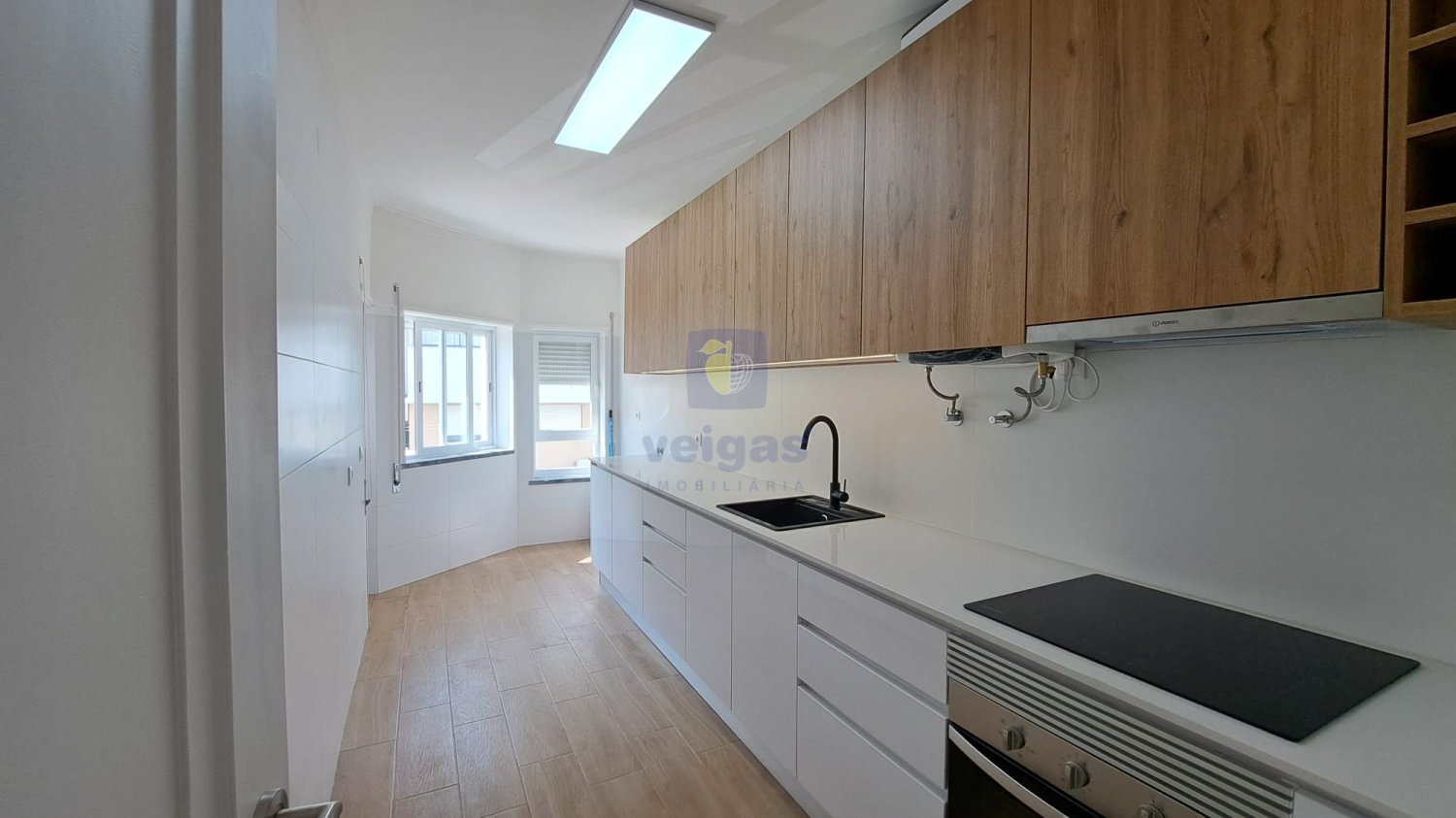 3 Schlafzimmer Wohnung in Barreiro, Portugal, Nr. 323741