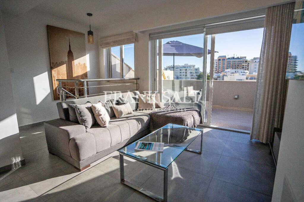 Penthouse T2 em Sliema, Malta N.º 7540