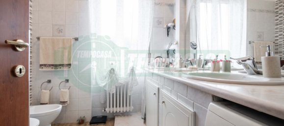 2 chambres Appartement à Lainate, Italy No. 378233 9