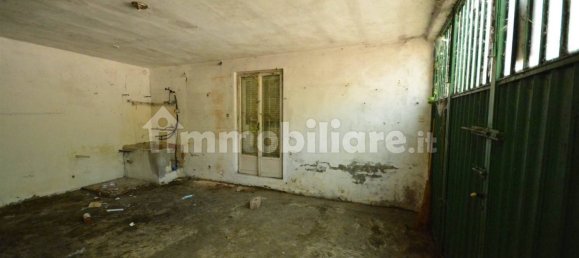 3 bedrooms House in Piacenza, Italy No. 217383 22