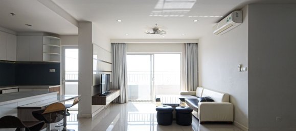 3 bedrooms Apartment in District 7, Vietnam No. 17612 3