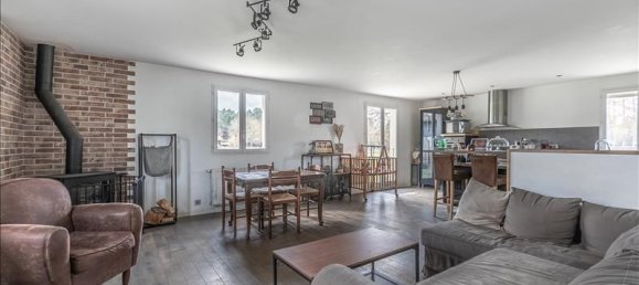 Casa de 3 dormitorios en Mios, France No. 291969 4