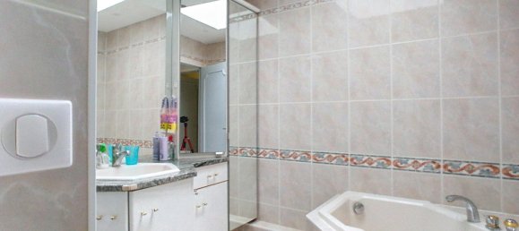 3 Schlafzimmer Haus in Ville-en-Selve, France, Nr. 52026 9