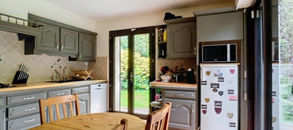 3 Schlafzimmer Haus in Ville-en-Selve, France, Nr. 52026 5