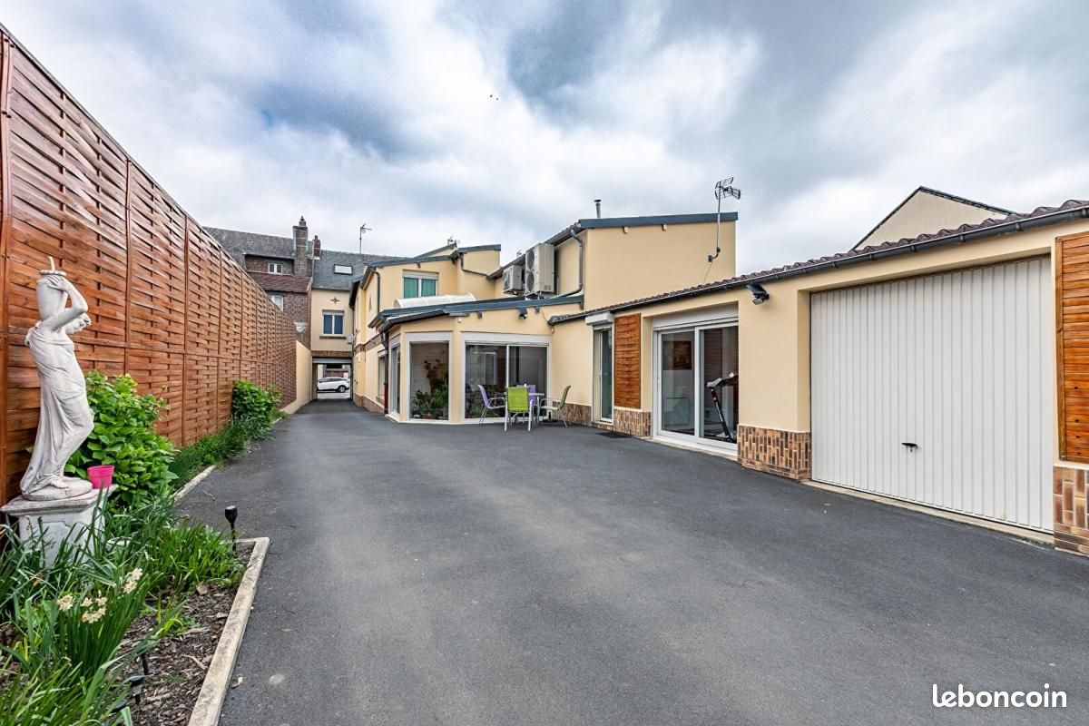 5 Schlafzimmer Haus in Tergnier, France, Nr. 89861