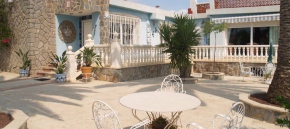 5 Schlafzimmer Villa in Alicante, Spain, Nr. 69278 2