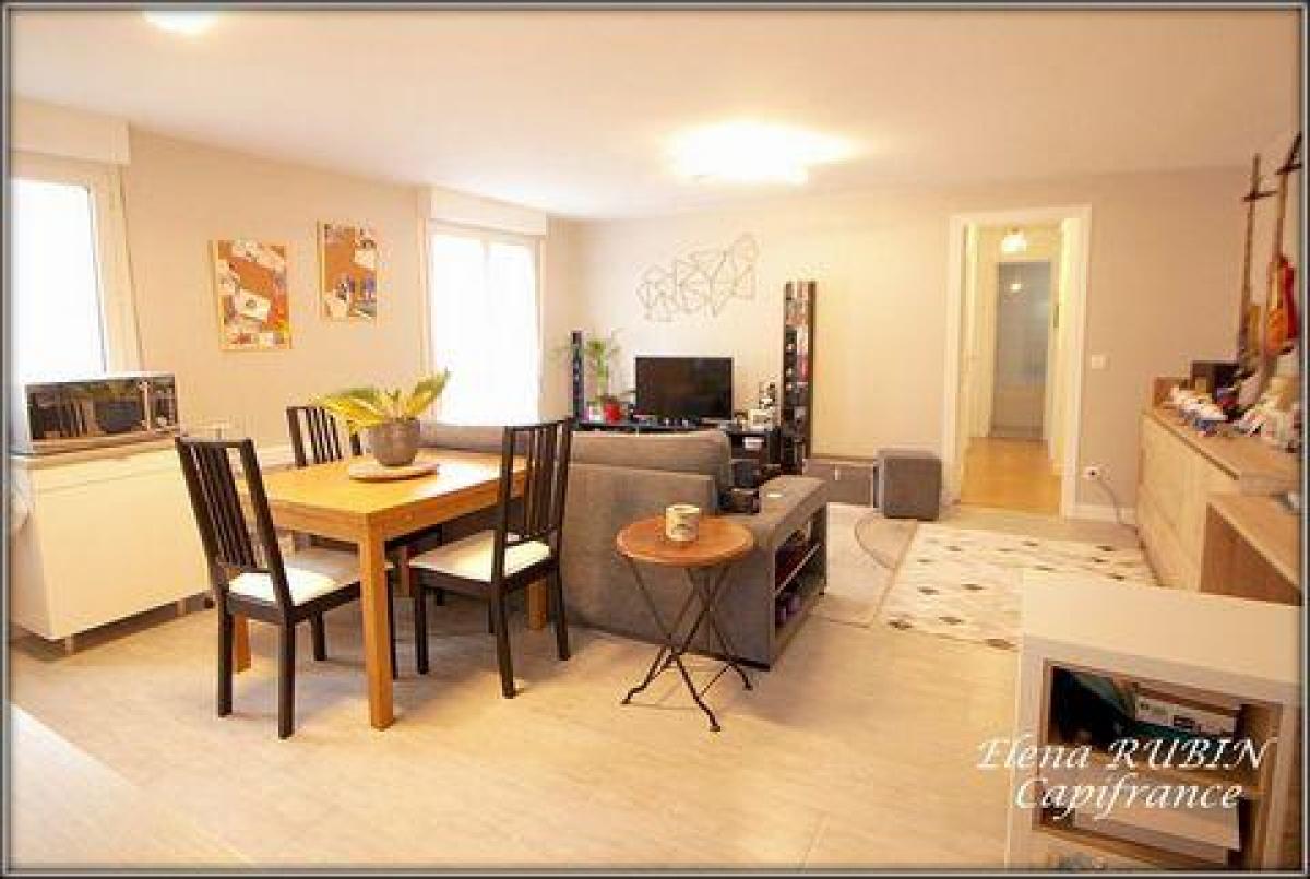 2 bedrooms Condo in Rambouillet, France No. 8680